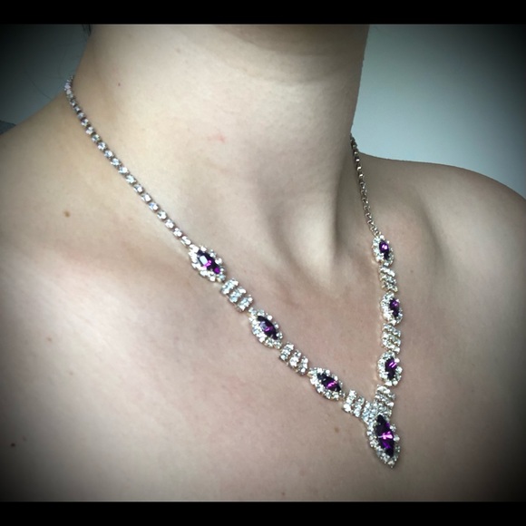 Stunning necklace and earrings set - Picture 2 of 7